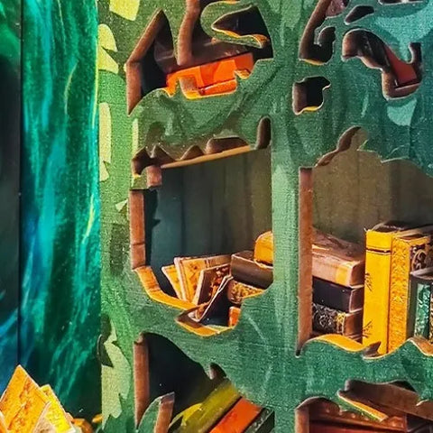 Book Nook - Snake House Gesamtansicht mit detaillierter Szenerie