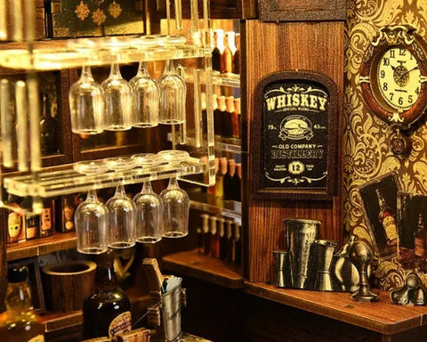 Miniatur Haus Bausatz - Corner Tavern Gesamtansicht mit detaillierter Szenerie