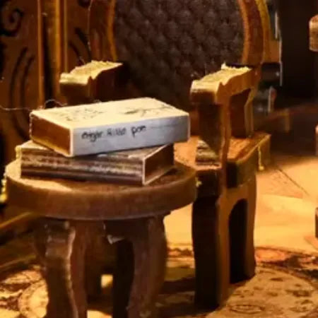 Obere Ansicht des Miniatur Haus Bausatz - Qimeng Bookstore mit detaillierten Mustern und Beleuchtung