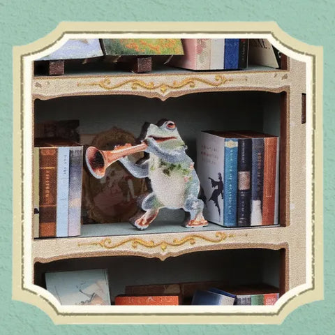 Detailansicht eines dekorativen Elements im Book Nook - Muse Bookstore mit feinen Details