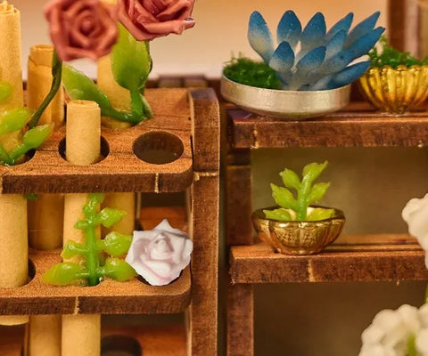 Detailansicht eines dekorativen Elements im Miniature House - Blossomary Atelier mit feinen Details