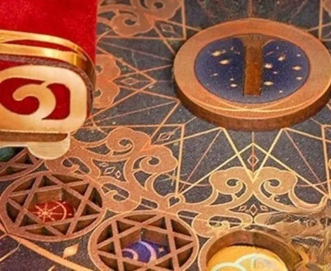 Eigenschaften des Book Nook - Magical Journey wie hochwertige Materialien und LED-Lichter