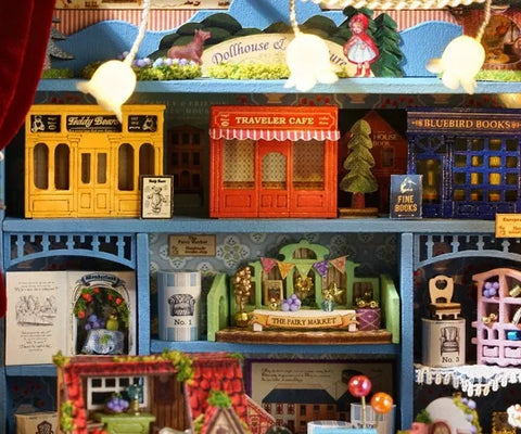 Detailansicht eines dekorativen Elements im Miniature Haus - Dollhouse Shop mit feinen Details