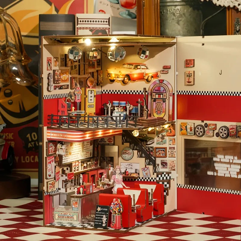 Detailansicht des Book Nook - 1950s Diner mit präzise geschnittenen Holzteilen aus hochwertigem Material