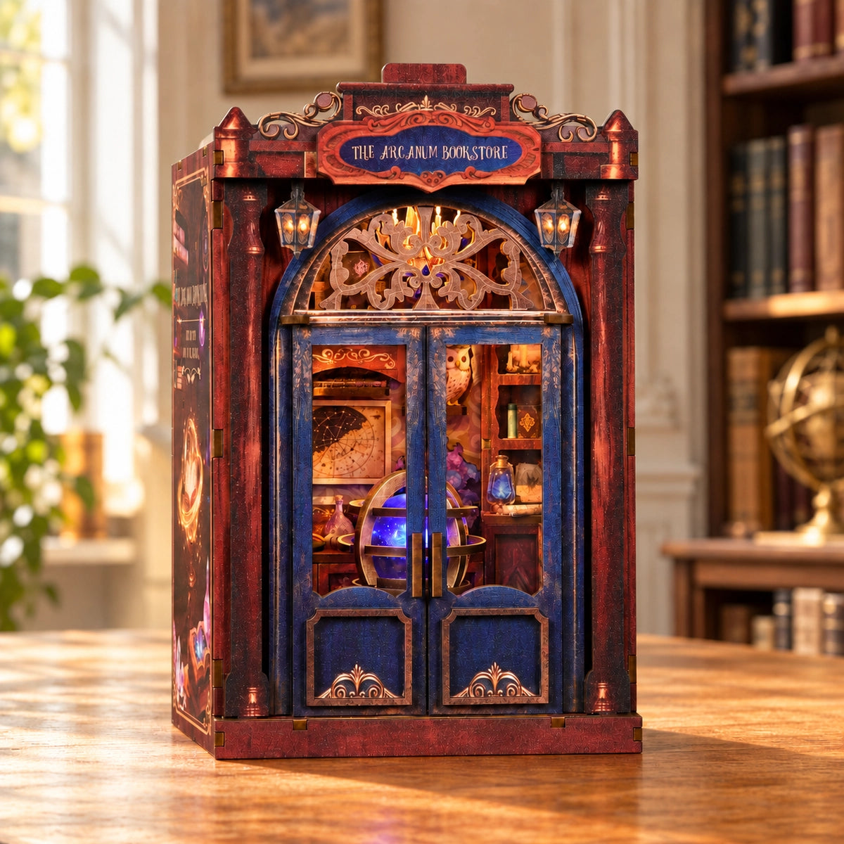 Arcanum Bookstore – Facciata blu con arco dorato
