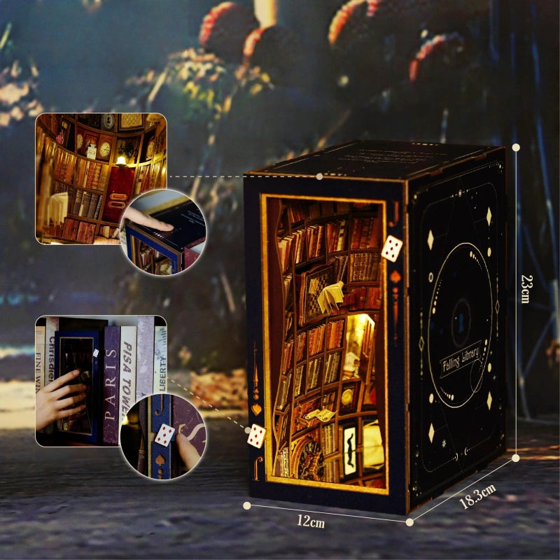 Nahaufnahme des Book Nook - Falling Library mit reichhaltigen Details
