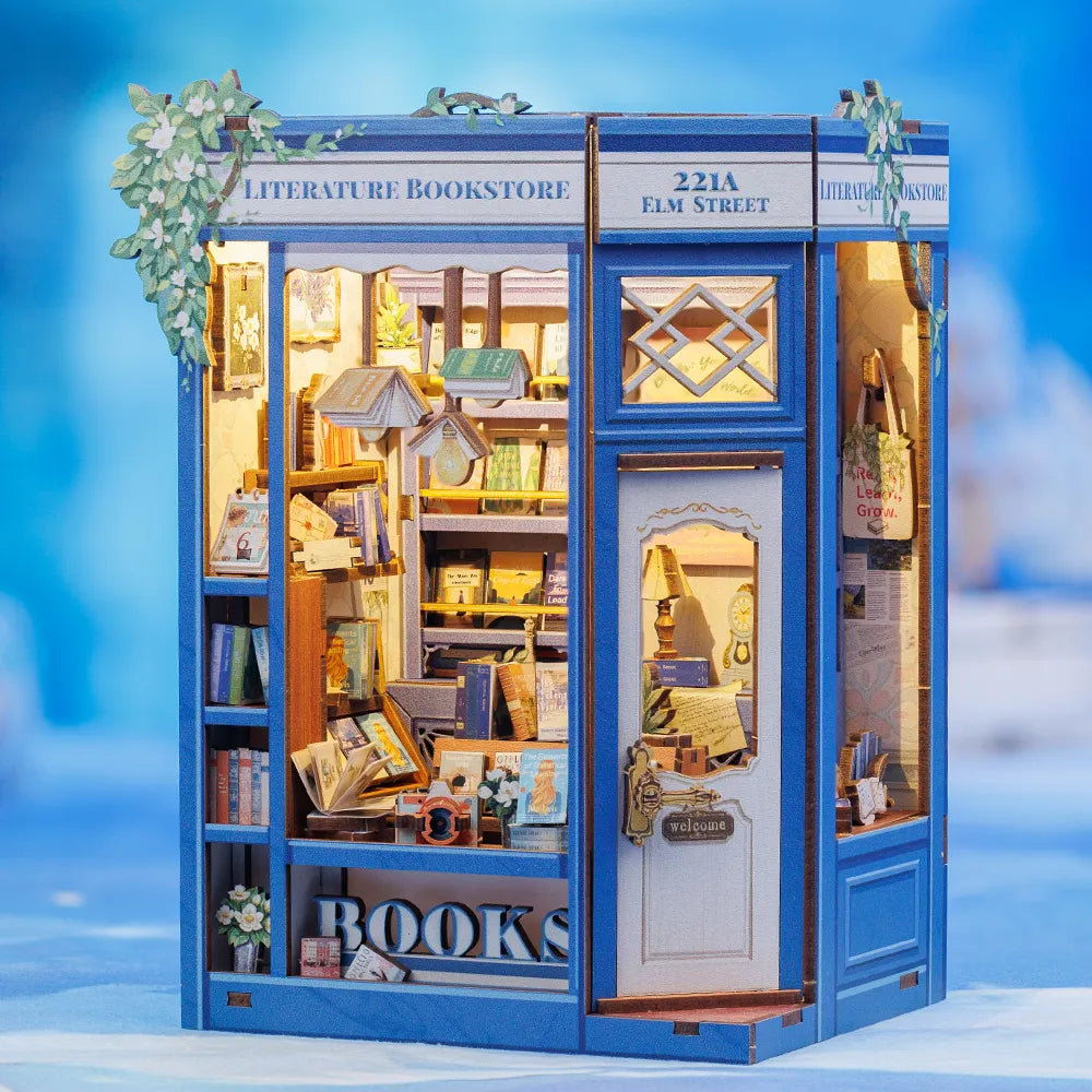 Seitliche Ansicht des Book Nook - Literature Bookstore mit gut sichtbaren Elementen