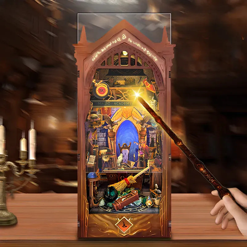 Book Nook - Magic Academy mit Staubschutz und langlebigem Design