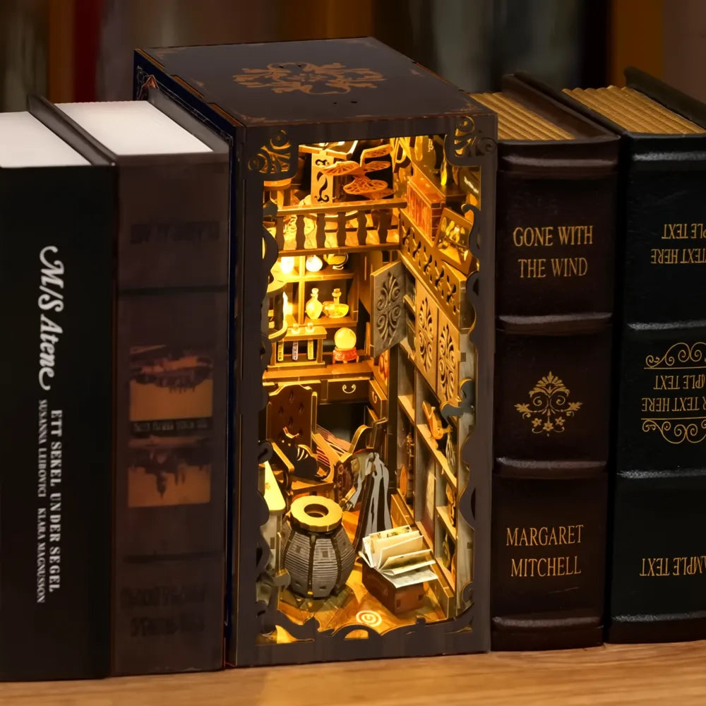 Book Nook - Magic Night