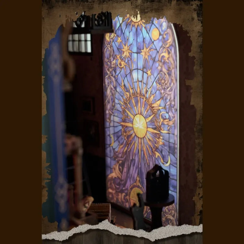 Detailansicht eines dekorativen Elements im Book Nook - Magic Research Society mit feinen Details