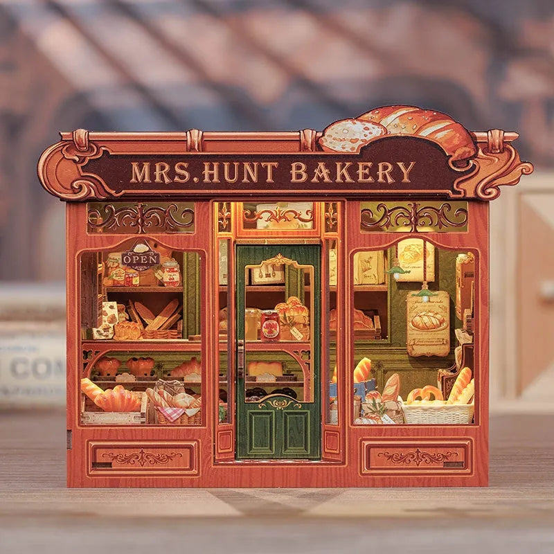 Book Nook - Mrs.Hunt Bakery Gesamtansicht mit detaillierter Szenerie