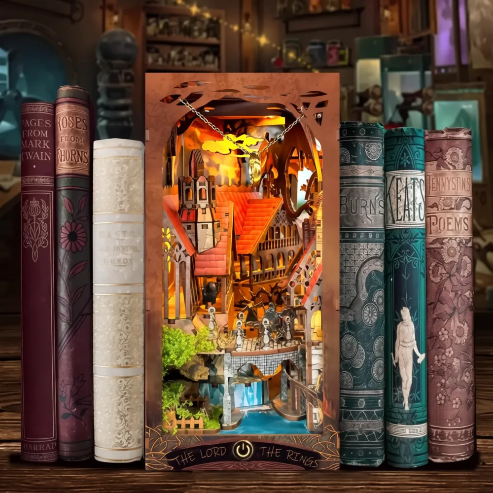 Spirit Valley illuminata esposta tra libri fantasy