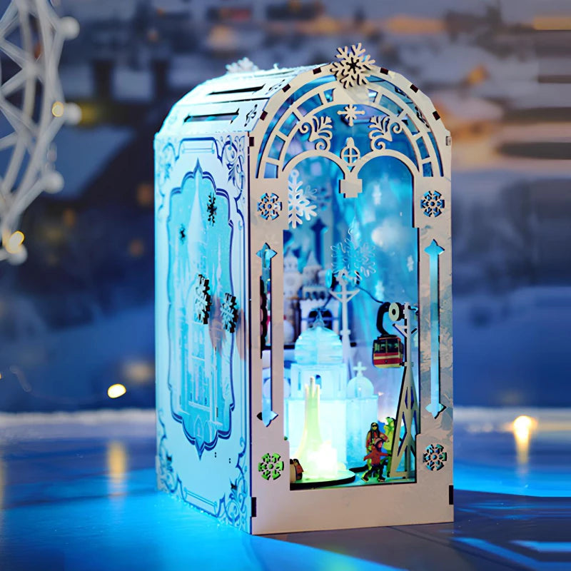 Book Nook - The Great Ice World Gesamtansicht mit detaillierter Szenerie