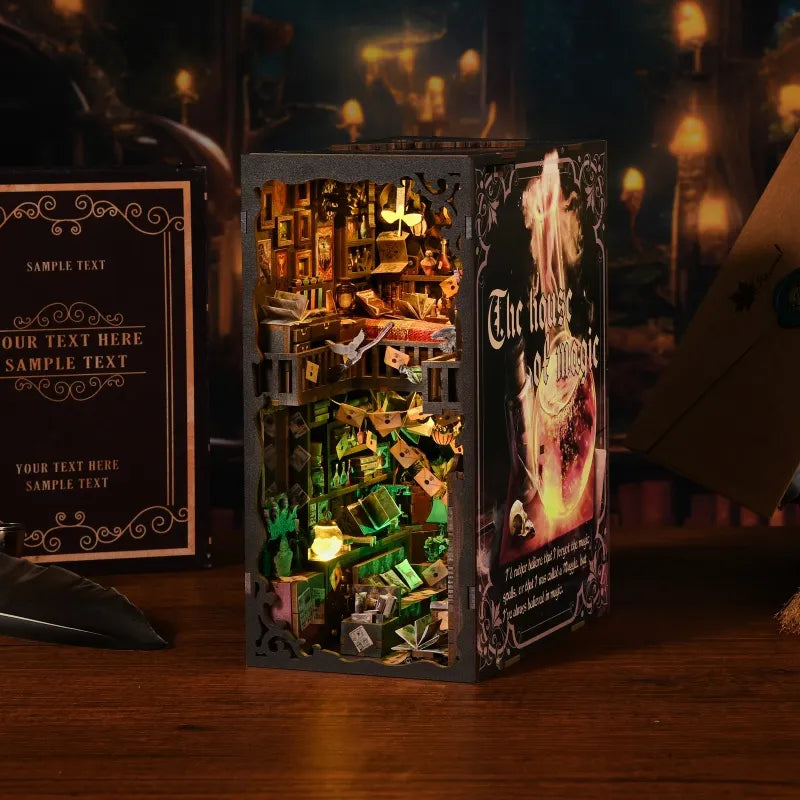Book Nook - The House of Magic Gesamtansicht mit detaillierter Szenerie