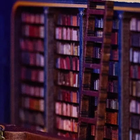 Detailansicht eines dekorativen Elements im Book Nook - The Secret Scroll of the Galaxy mit feinen Details