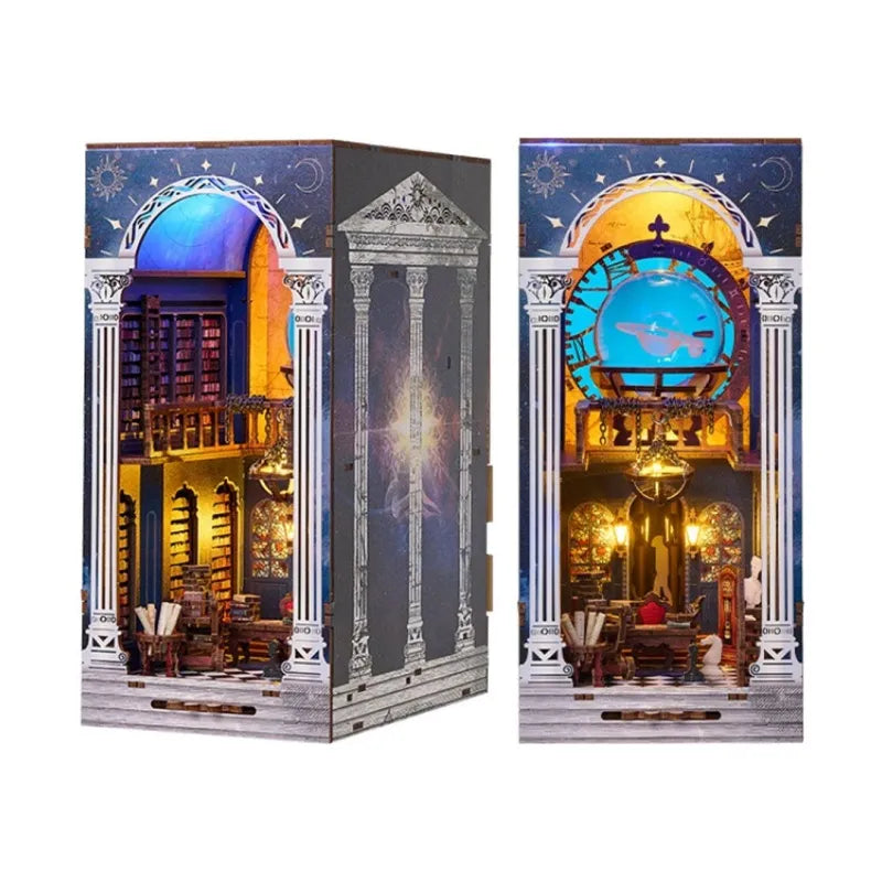 Book Nook - The Secret Scroll of the Galaxy Gesamtansicht mit präzise geschnittenen Holzteilen und hochwertiger Verarbeitung