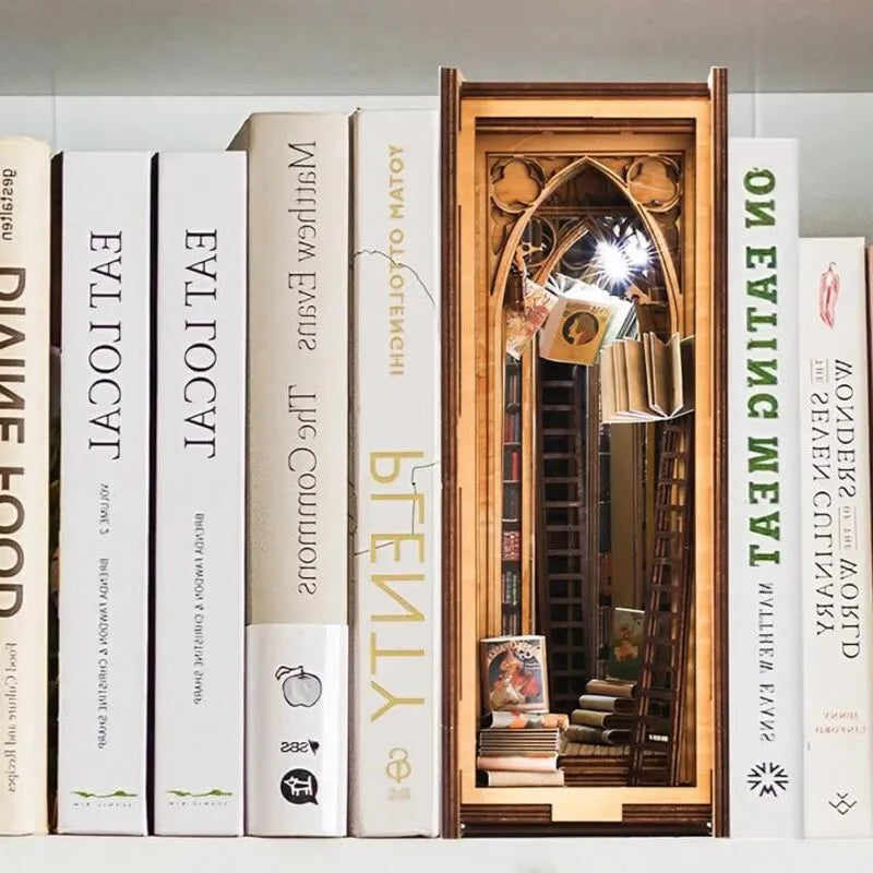 Book Nook - Elves Library Produktbild auf booknook.de