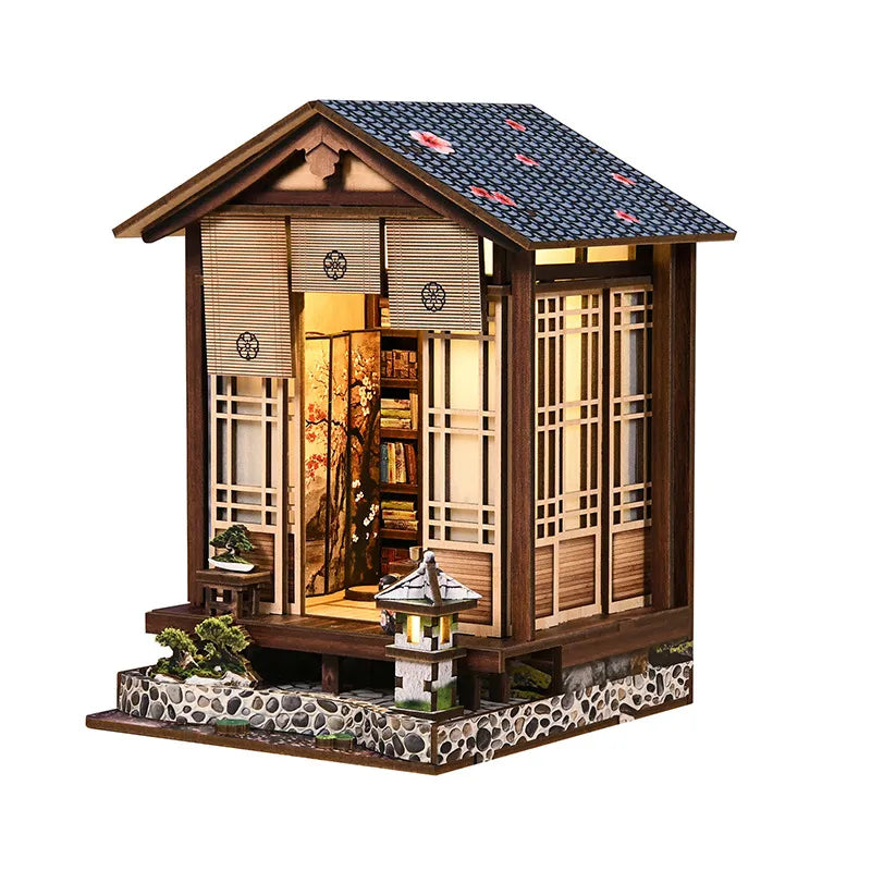 Miniatur Haus Bausatz - Moss-Lantern Harmony Garden Gesamtansicht mit präzise geschnittenen Holzteilen und hochwertiger Verarbeitung
