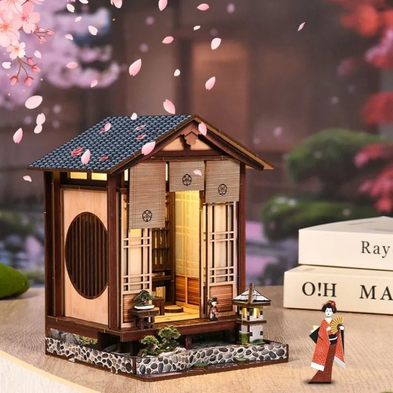 Seitliche Ansicht des Miniatur Haus Bausatz - Moss-Lantern Harmony Garden mit gut sichtbaren Elementen