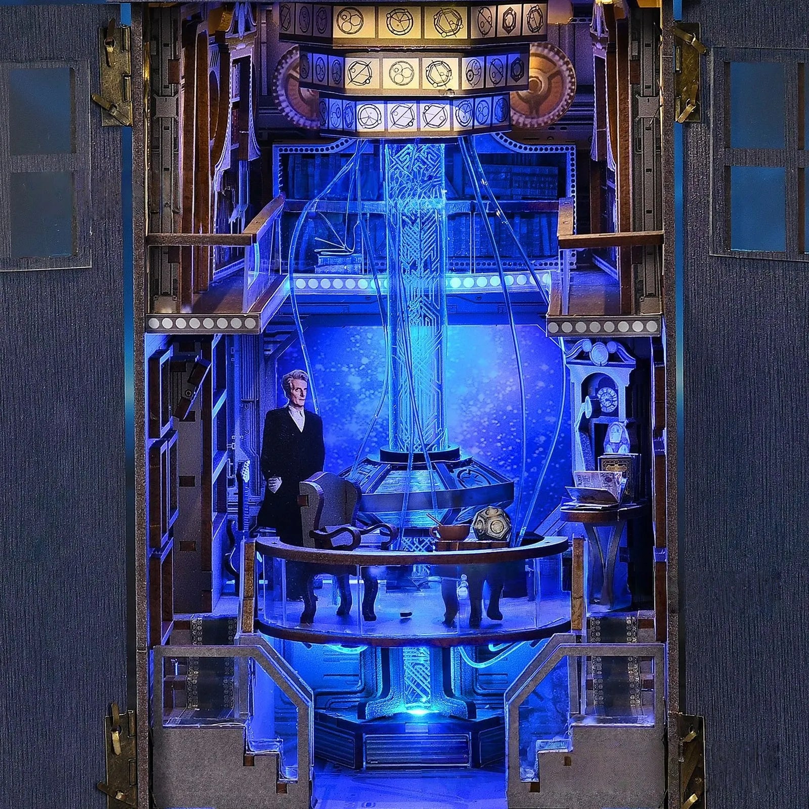 Nahaufnahme des Book Nook - Mysterious Phone Booth mit reichhaltigen Details
