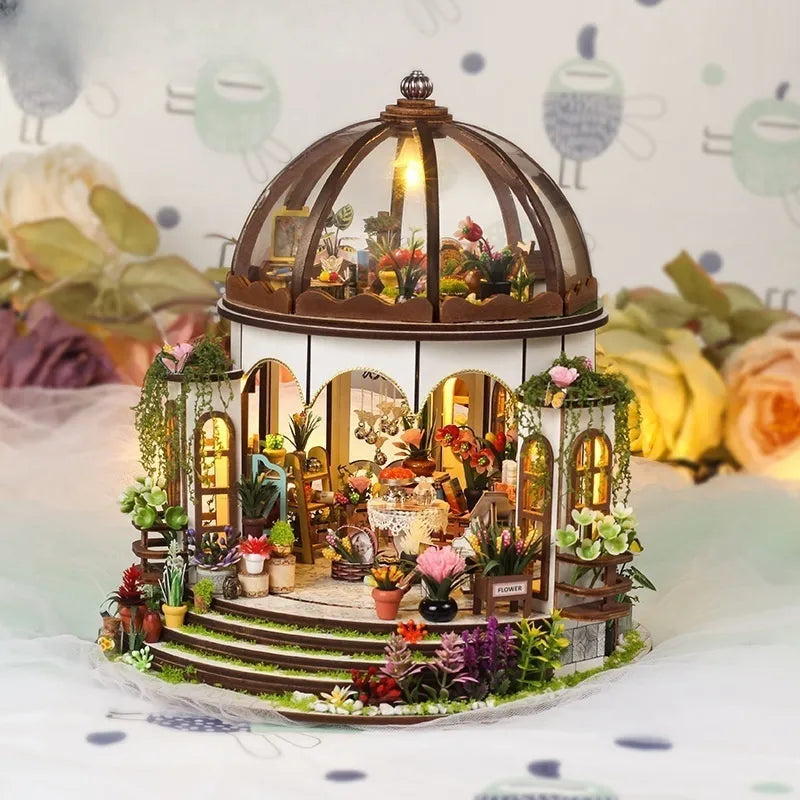 Miniature House - Hanging Garden Gesamtansicht mit detaillierter Szenerie