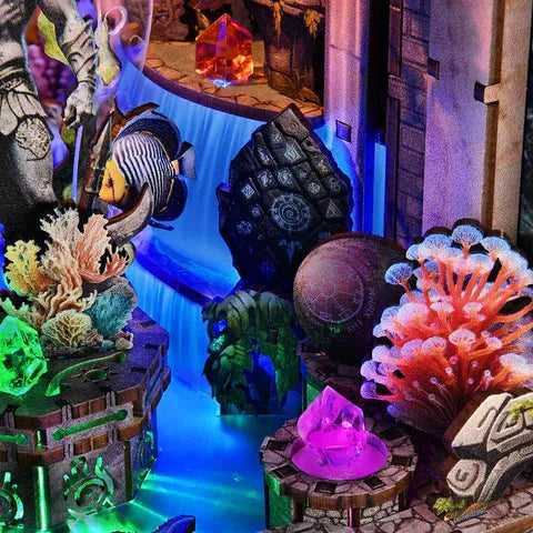 Seitliche Ansicht des Book Nook - Atlantis mit gut sichtbaren Elementen