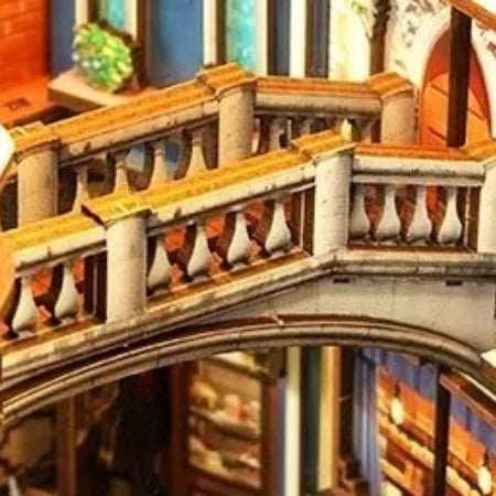 Book Nook - Venetian Dreams Gesamtansicht mit detaillierter Szenerie