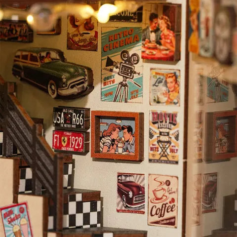 Detailansicht eines dekorativen Elements im Book Nook - 1950s Diner mit feinen Details