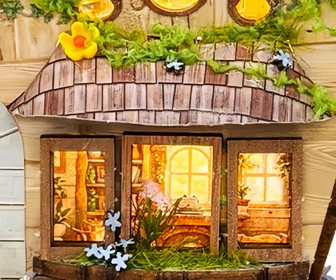 Detailansicht eines dekorativen Elements im Miniatur Haus Bausatz - Rowan's Treehouse mit feinen Details