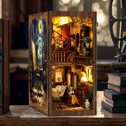 Book Nook - A World Within The Frame Gesamtansicht mit detaillierter Szenerie