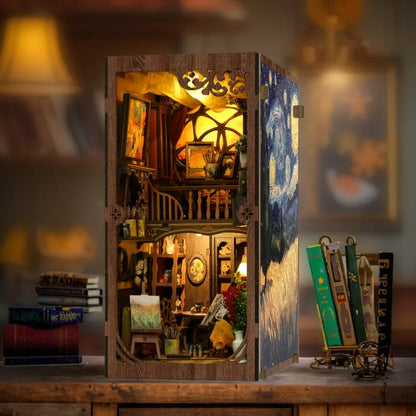 Book Nook - A World Within The Frame Gesamtansicht mit detaillierter Szenerie