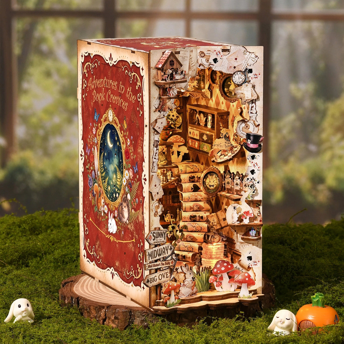 Adventures In The Book Crevices – Seitliche Ansicht der Buchhülle mit Blick ins Innere