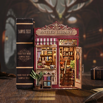 Antler Library neben Büchern als Größenvergleich