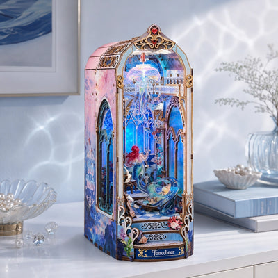 Book nook Deep Melody con scenario sottomarino blu e rosa e strumenti musicali