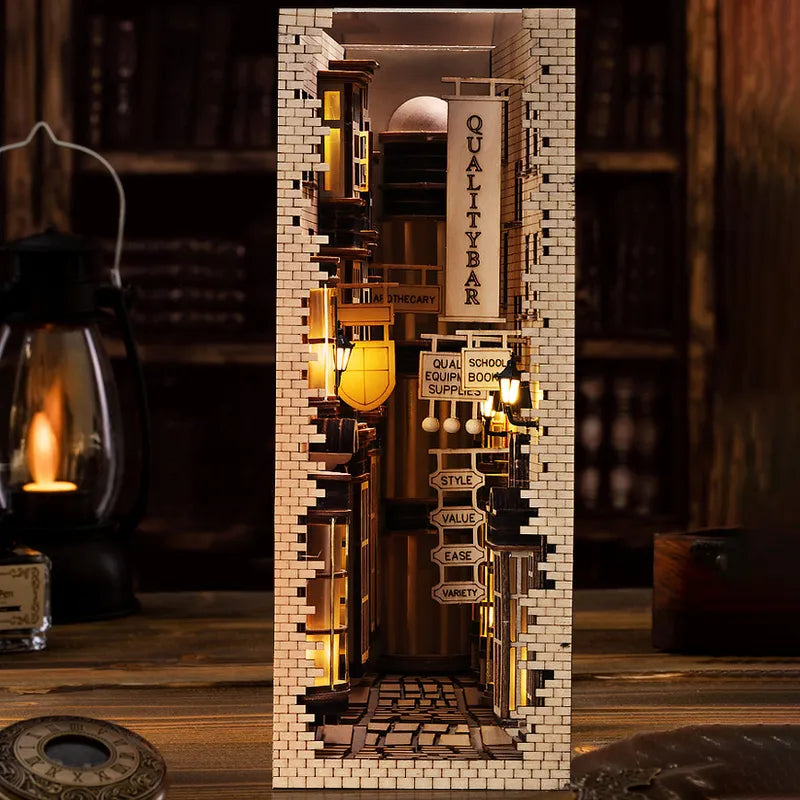 Book Nook - Diagon Alley Gesamtansicht mit detaillierter Szenerie