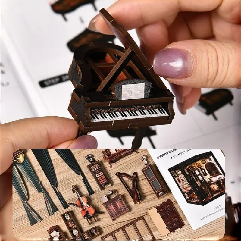 Detailansicht des Book Nook - European Melody Box mit präzise geschnittenen Holzteilen aus hochwertigem Material