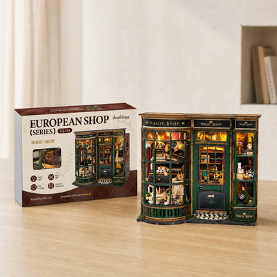 European Shop Book Nook neben seiner Produktverpackung