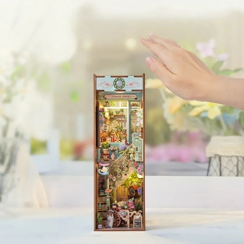 Book Nook - Flower Shop mit Touch-Switch-Lichtfunktion