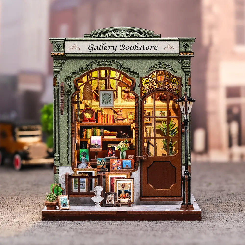 Book Nook - Gallery Bookstore Gesamtansicht mit detaillierter Szenerie
