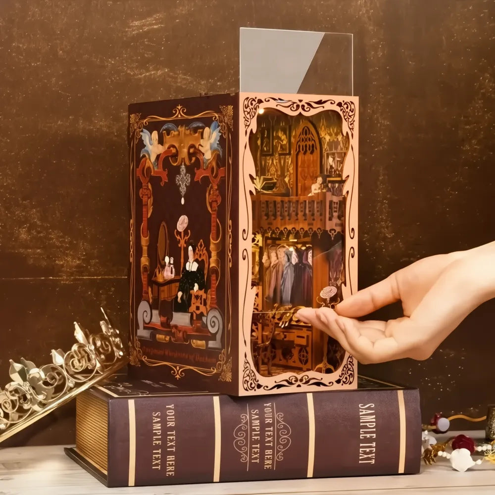 Book Nook - Gorgeous Wardrobe of Duchess