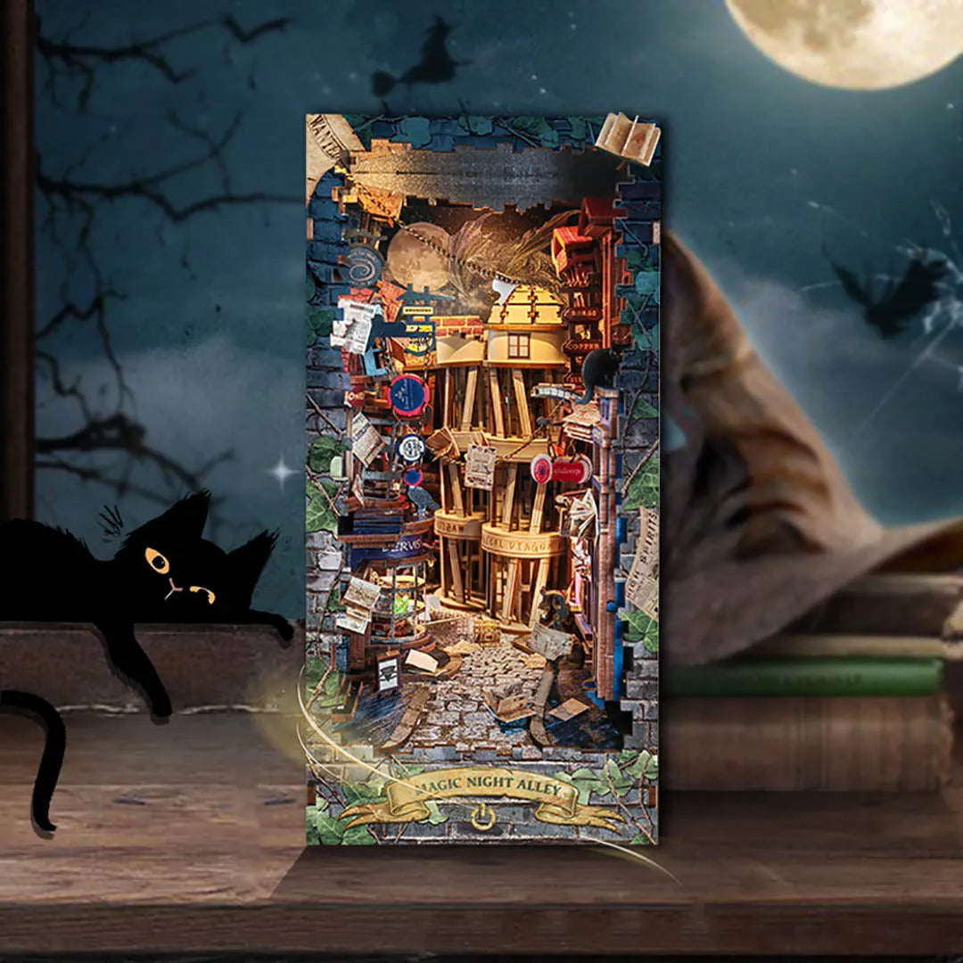 Booknooks - Magic Night time Alley Produktbild auf Booknooks.de