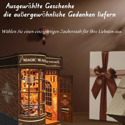 Seitliche Ansicht des Mini Miniatur Haus - Magic Wand Shop mit gut sichtbaren Elementen