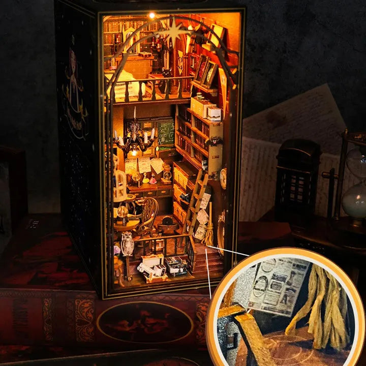 Book Nook - Mira's Magic House (Mira's magisches Haus) Produktbild auf booknook.de