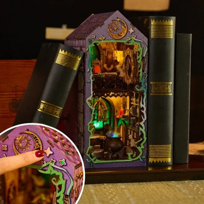 Book Nook - Mystic Theurge's Hut  mit Touch-Switch-Lichtfunktion