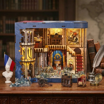 Book Nook Napoléon illuminato con studio, seggio imperiale e scena militare