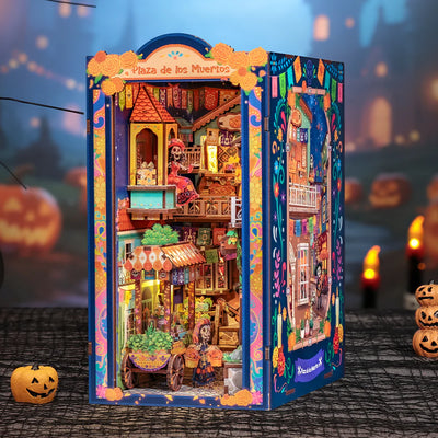 Book Nook - Plaza de los Muertos
