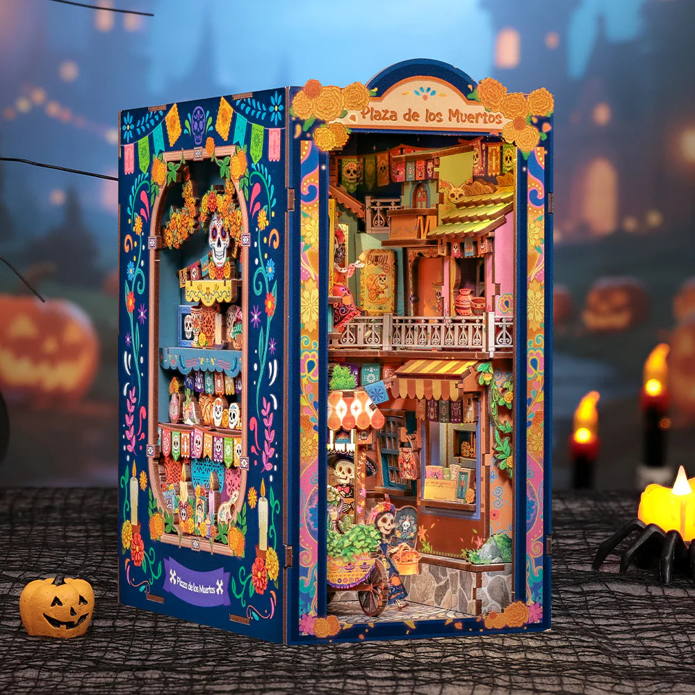 Book Nook - Plaza de los Muertos