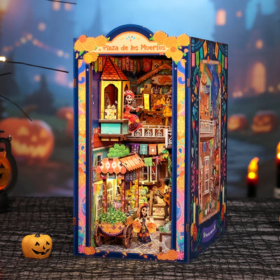 Book Nook - Plaza de los Muertos