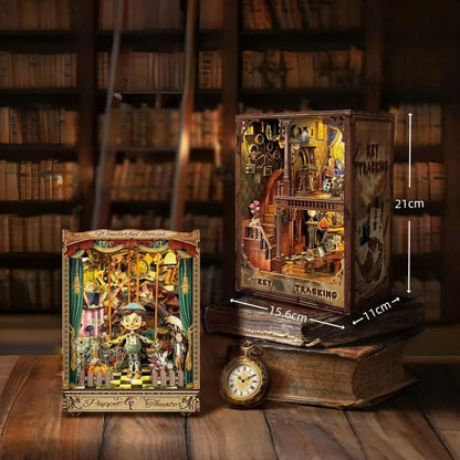 Book Nook - Puppet’s Adventure mit detaillierten Abmessungen