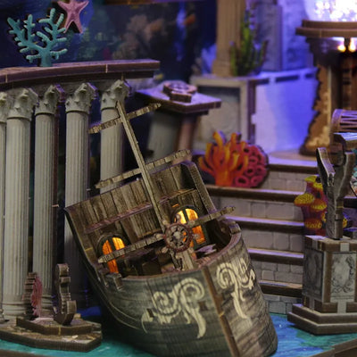 Detailansicht eines dekorativen Elements im Book Nook - Riddle on the Seabed mit feinen Details
